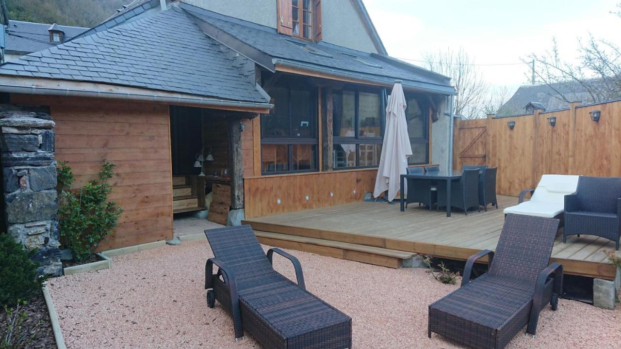 Le Chalet De Carole Cadeac Exterior photo